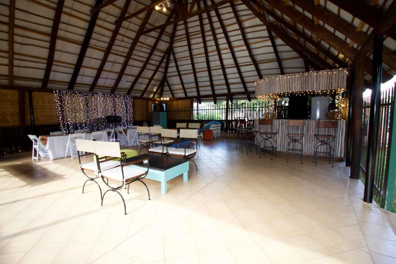 Flatdog Lodge Victoria Falls Dış mekan fotoğraf