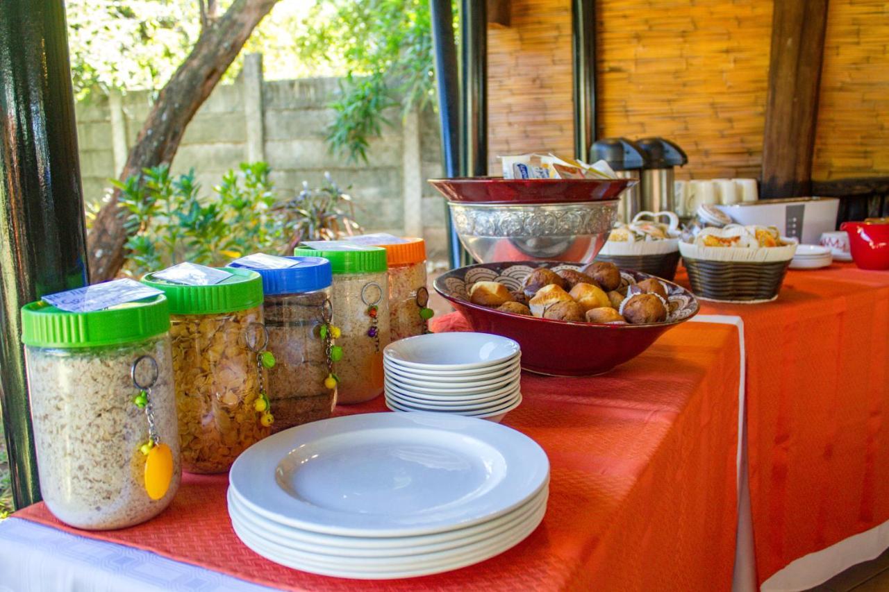 Flatdog Lodge Victoria Falls Dış mekan fotoğraf