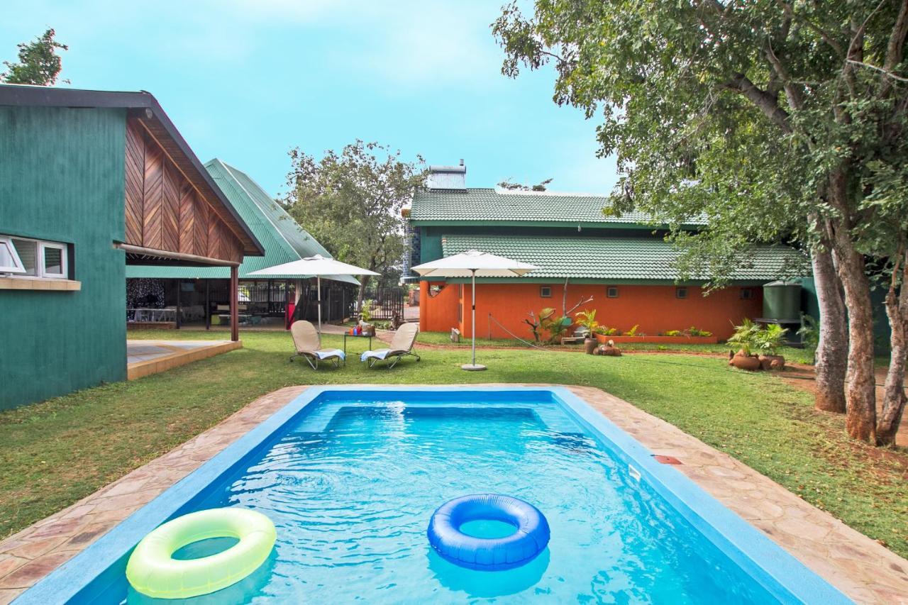 Flatdog Lodge Victoria Falls Dış mekan fotoğraf