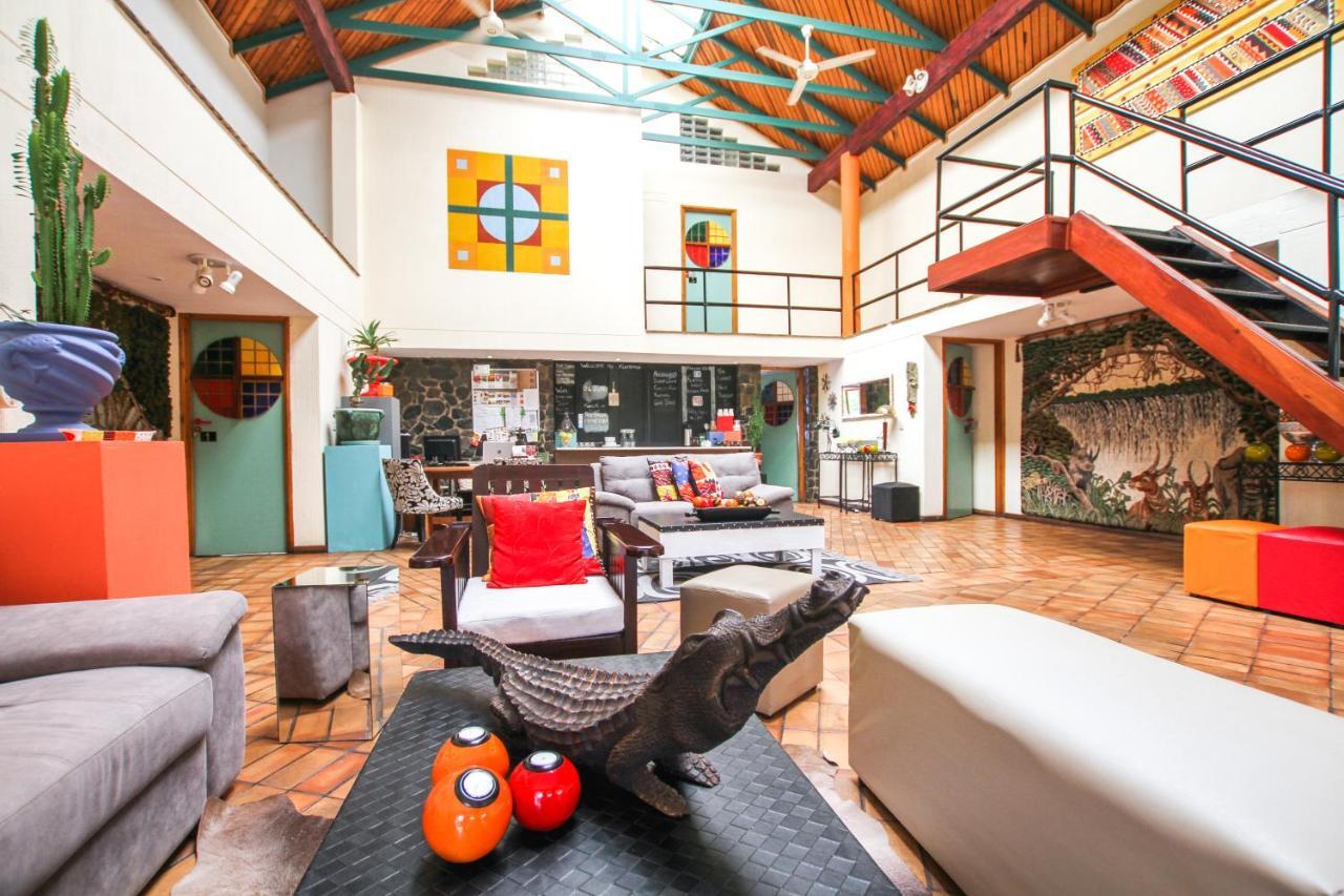 Flatdog Lodge Victoria Falls Dış mekan fotoğraf
